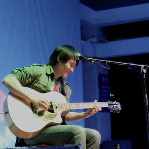 宏翔GAY被猛男Ca0精品
